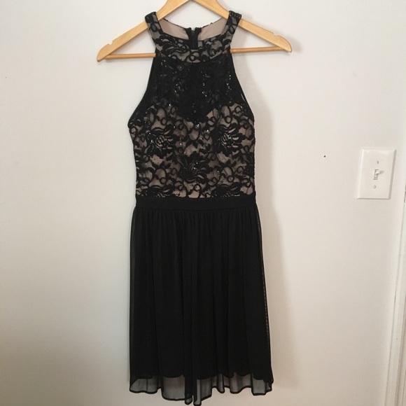 Morgan & Co. Other - Morgan & Co Lace Homecoming/Prom Dress